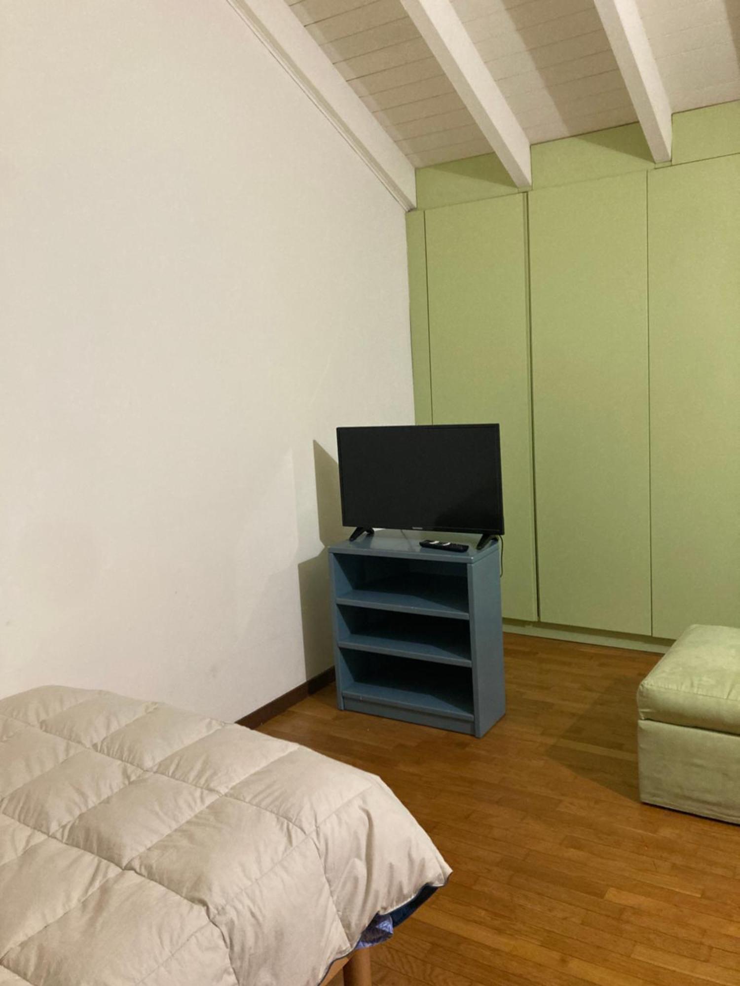 Apartamento Alexis 2 Novara Exterior foto